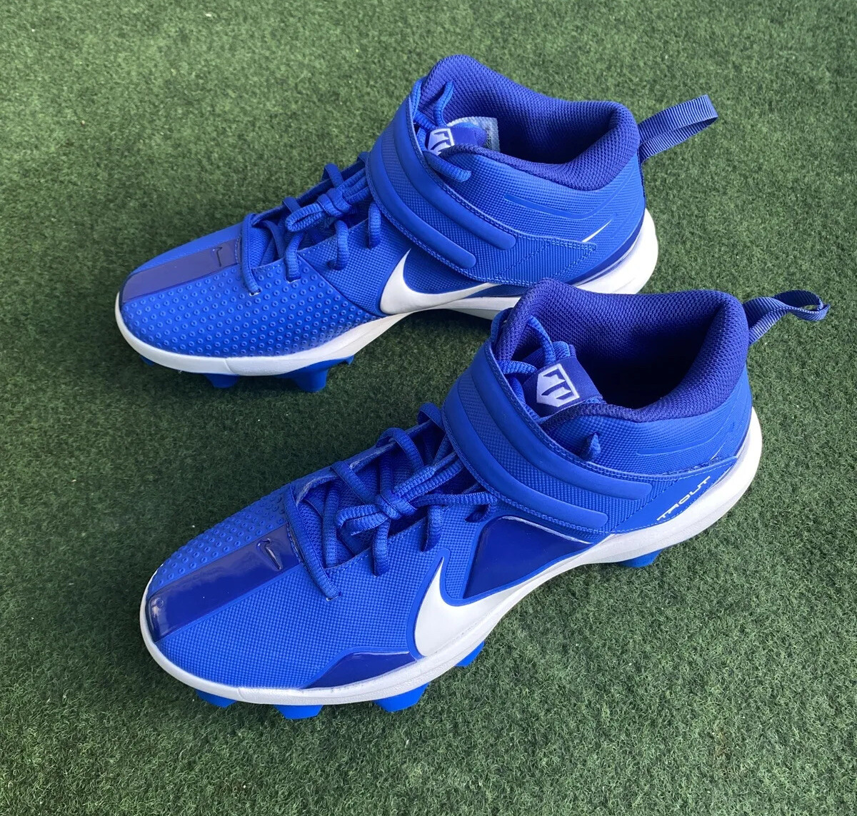 nike kids force trout