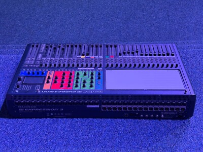 Soundcraft Si Expression 3 Digital 32-Channel Live Audio Mixer Console