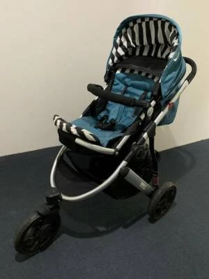 safety first pram and capsule