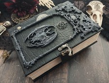 Book of Shadows Blank 600 Aged Pages Pagan Witch Grimoire