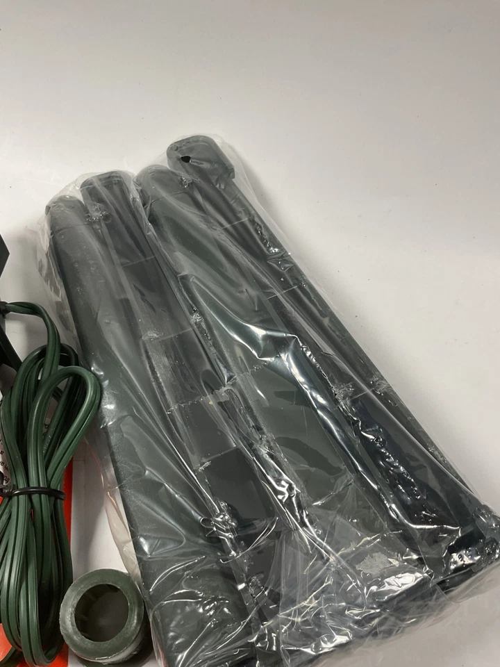 360 Degree Rotating Christmas Tree Stand for 7.5-foot Trees - Image 4 of 4