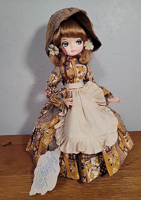 Revolving Musical Treasure Doll: DORA TD-900 by Kelvin