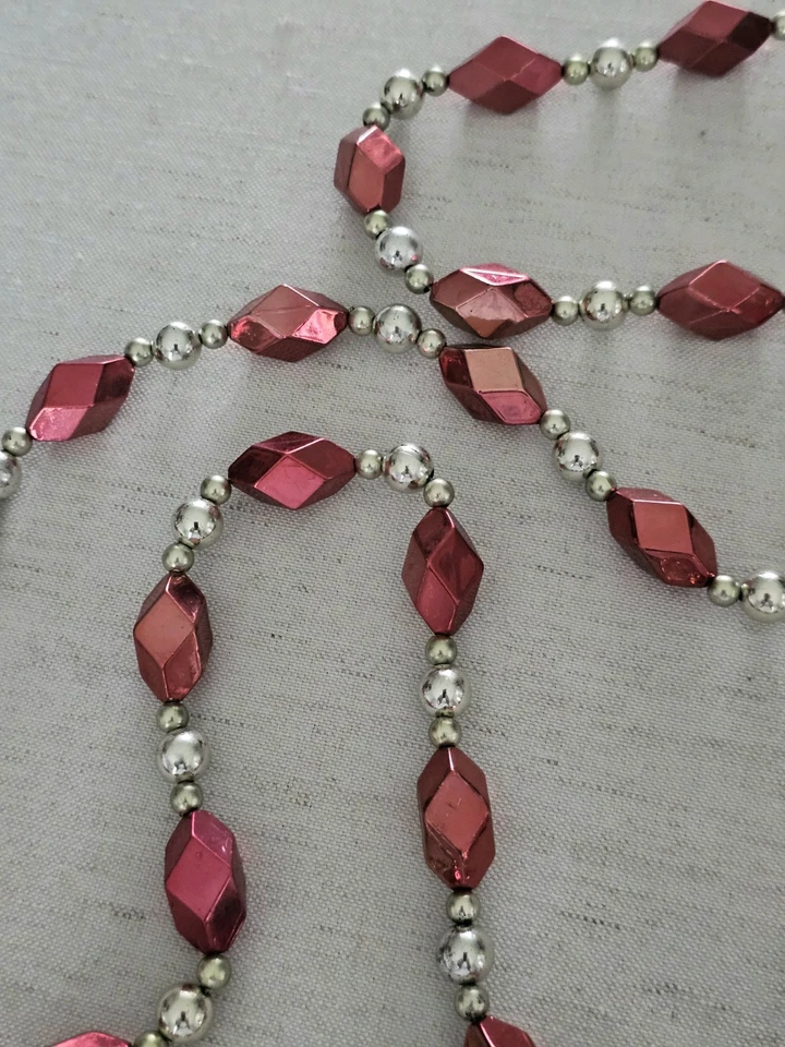 Guirnalda vintage roja y plateada con forma de diamante - 110" (aprox) Navidad Foto 4 de 4