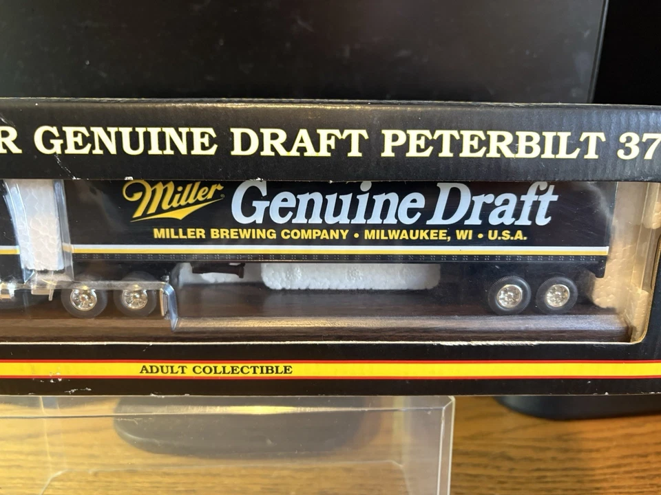 Limited Edition 1996 Miller Genuine Draft Kenworth Semi Truck 1:64 Die Cast NIB - Image 3 of 4