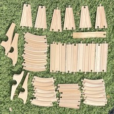 Thomas Tank Engine Wooden Railway Lot of 50 Wood Straight Turns Curves Bridges