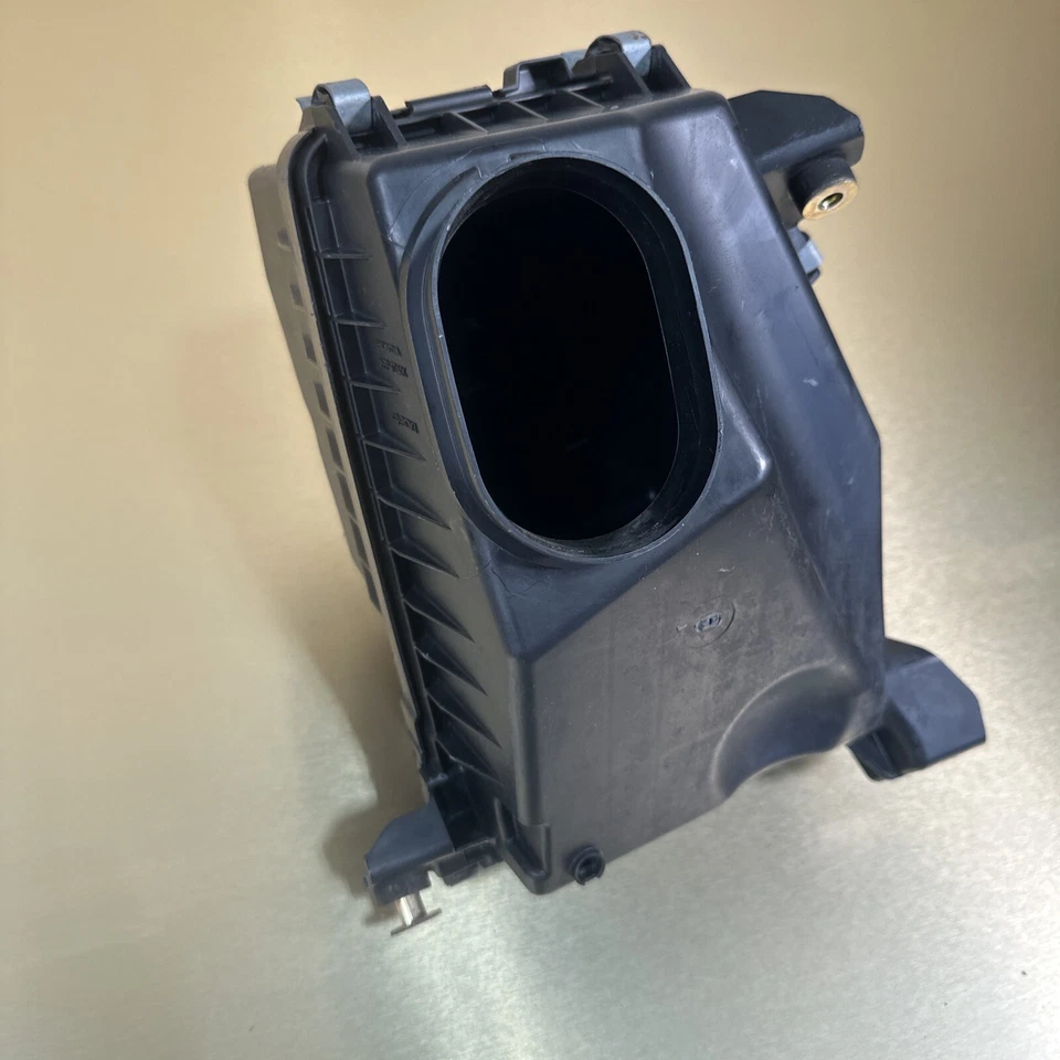 КОРПУС КОРОБКИ ВОЗДУШНОГО ФИЛЬТРА 2016-2018 HONDA CR-V J11 - Изображение 4 из 4