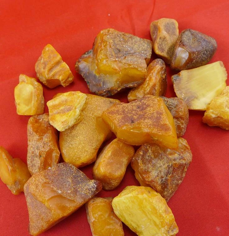 221,0 Gramm 19 natural Baltic Butterscotch Amber Roh Bernsteine - Bild 2 von 4