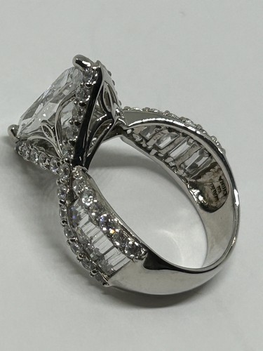 Vintage Cocktail Ring, Large Marquise Cut CZ w Baguette & Round Cut Accents SZ 7 - Imagen 11 de 13