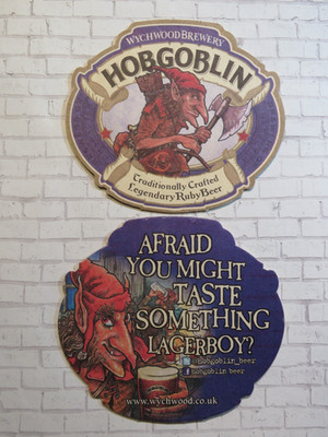 Bieruntersetzer WYCHWOOD Brauerei Hobgoblin Ruby Brew ENGLAND Ax Holding Goblin
