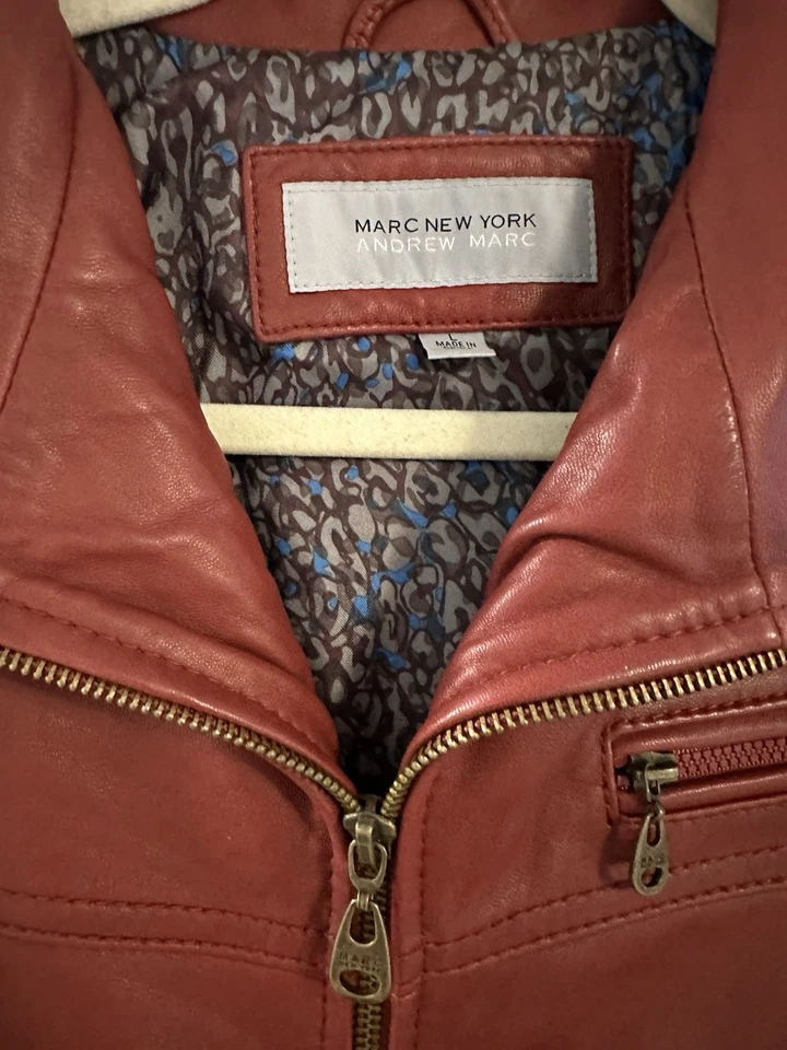 Andrew Marc Women’s Buttery Soft Red Leather Lambskin Moto Jacket Size L - Image 2 of 4