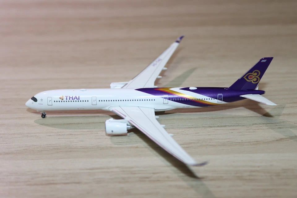 Thai Airways Airbus A350-900 1:500 Herpa Wings 529693-001