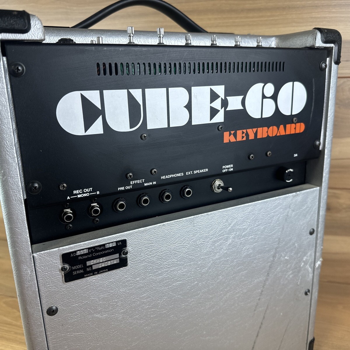VINTAGE ROLAND CUBE 60 KEYBOARD AMPLIFIER CK-60 RARE MADE IN VINTAGE ROLAND CUBE 60 KEYBOARD AMPLIFIER CK-60 RARE MADE IN