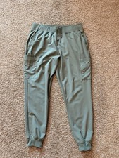 Uniform Advantage WhisperLite Women  s Jogger Scrub Pants  Medium  Olive 