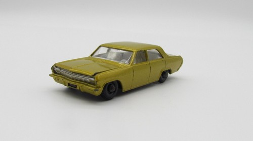 Vintage 1960s Matchbox Lesney #36 Opel Diplomat Gold Diecast Car Trailer Hitch - Picture 2 of 12