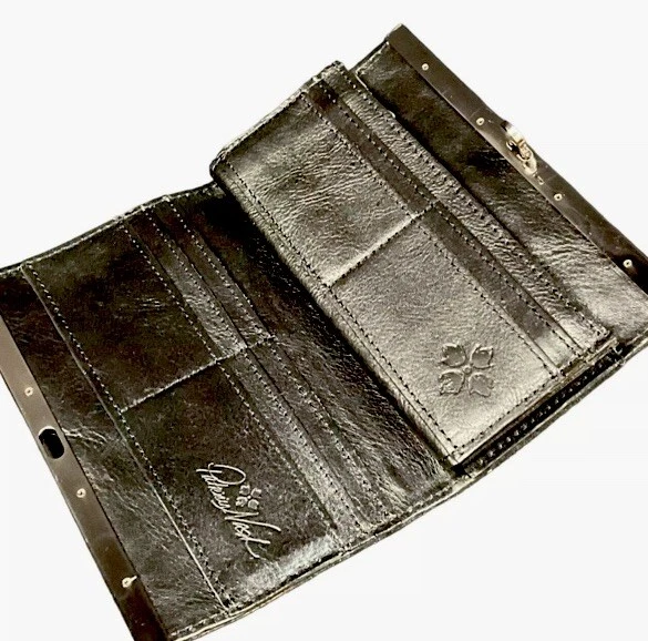 Cartera sin asas Patricia Nash para mujer con marco de cuero Cauchy negra Foto 4 de 4