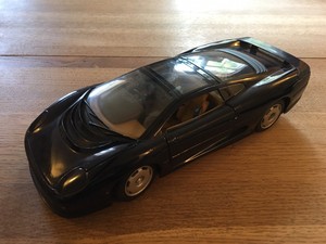 maisto special edition jaguar xj220