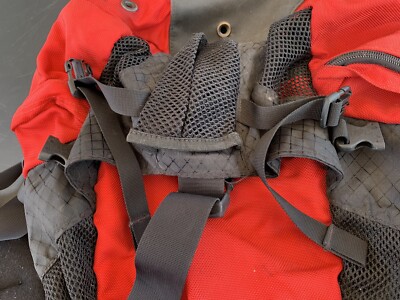 Oakley Icon Tactical 2.0 Backpack Red Black | eBay