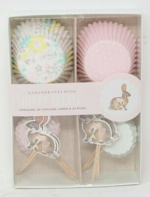 Gartner Studios Hoppy Treats 24 Cupcake Liners & Picks