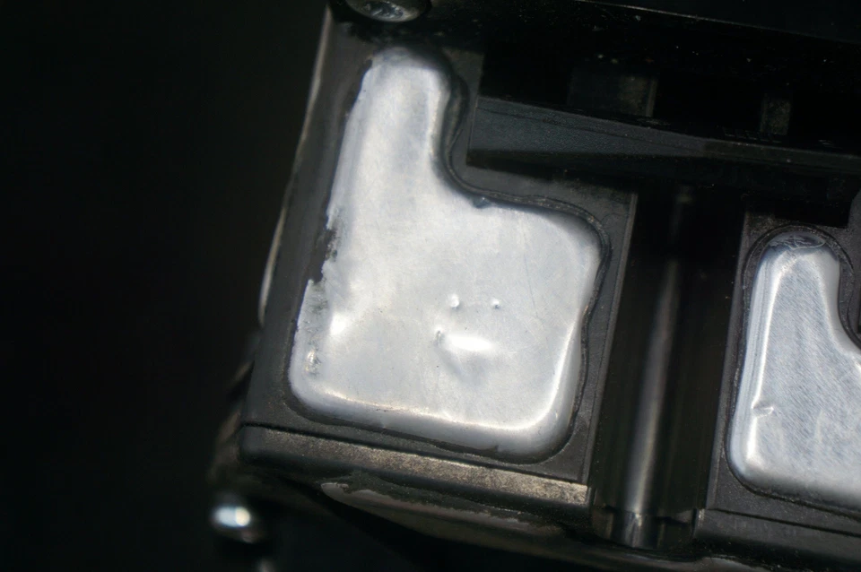 Panel de ajuste de palanca de cambios de transmisión OEM 97042601104 Porsche Panamera 970 2010-2016 Foto 3 de 4