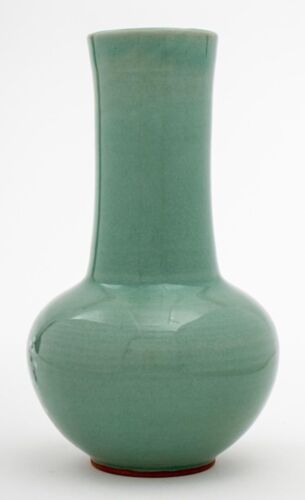 Korean Celadon Crackle Glaze Ceramic Vase, 20th Century Floral Jade Color - Picture 2 of 6