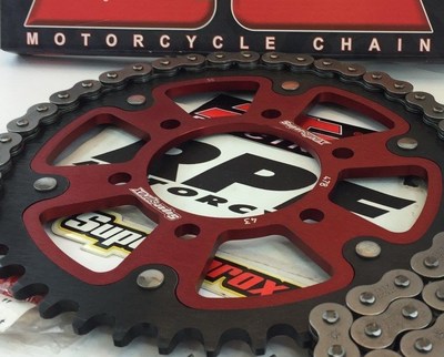 ZX10R 04-05 ZX-10R Red Supersprox JT Quick Acceleration Chain and