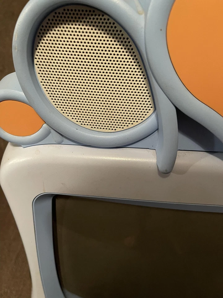 Vintage Disney DT1350-CIN Princess Heart 13" CRT TV Retro Kids Television - Image 3 of 4