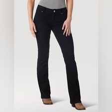 Wrangler WOMEN'S ESSENTIAL MID-RISE BOOTCUT JEAN