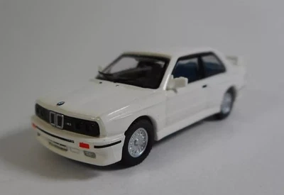 MINICHAMPS,BMW M3 E30 1986 Blanc, 1/87, MNC870020221 - Photo 1/3