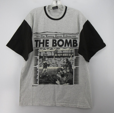 VINTAGE Looney Tunes Shirt Men Large Gray The Bomb Bugs Bunny Taz Football 90s *