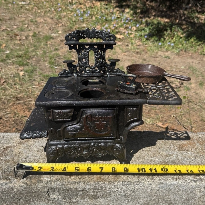 Cast Iron CRESCENT Vintage Antique Ornate Miniature Stove Decorative Collectible