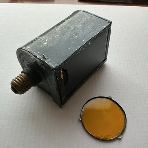 Kodak Brownie Darkroom Safelight Pat. 1918
