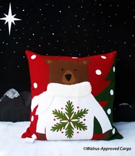 CRATE & BARREL HOLIDAY BEAR PILLOW -NWT- GET YOUR PAWS ON THIS CHARMING DÉCOR!