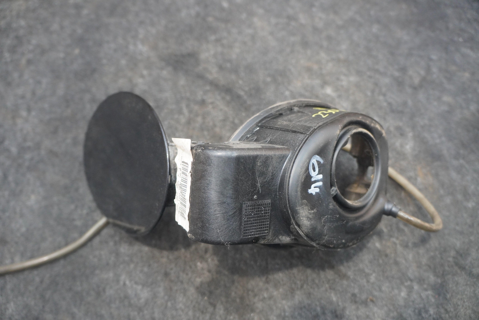 Bentley Continental GT 2016 Fuel door P/N 3W7809857K