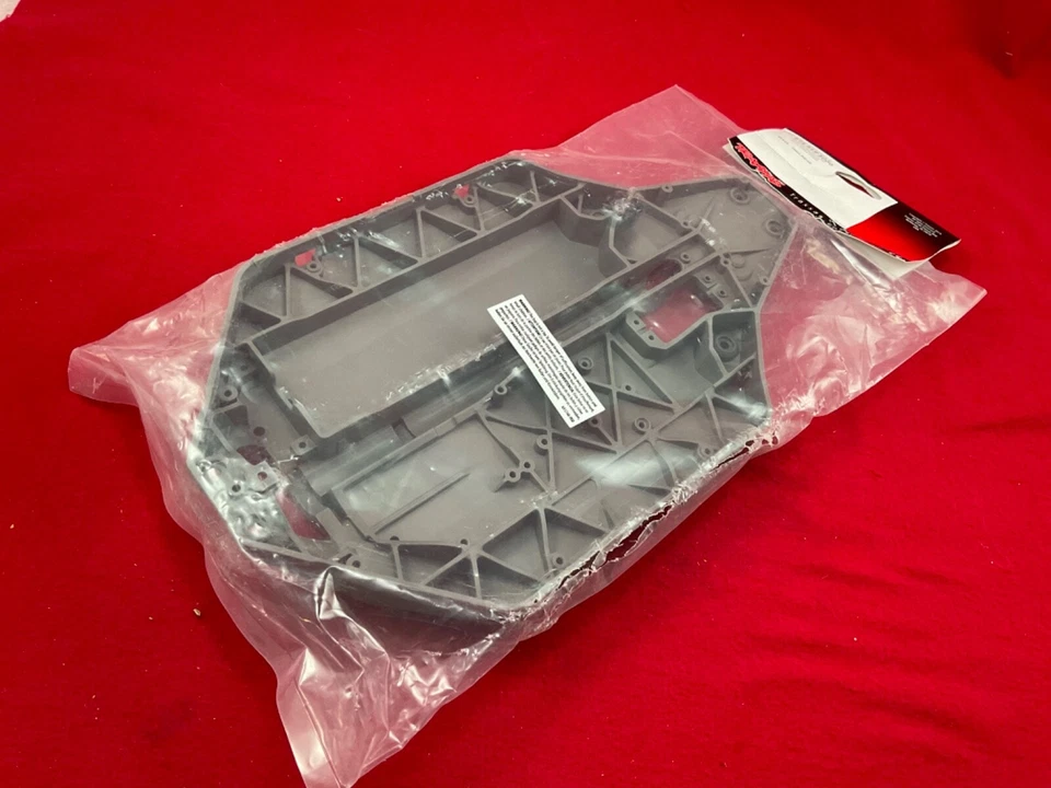 Traxxas 6822 Slash 4X4 Chassis plate gray tub XL-5 VXL 4wd TRA6822 replacement - Image 3 of 3