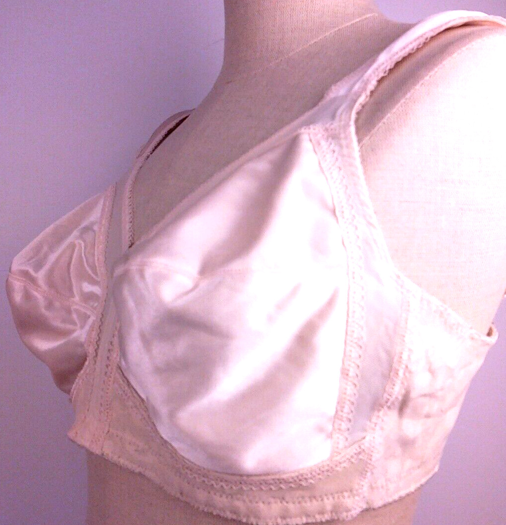 Underscore Beige Polyester Wireless T Shirt Bra S… - image 8