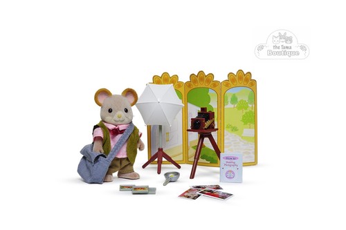 Sylvanian Families Calico Critters Wedding Photographer Set