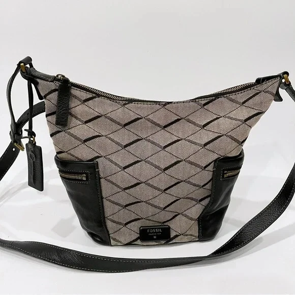 Fossil Bags Clutches - Buy Fossil Bags Clutches online in India