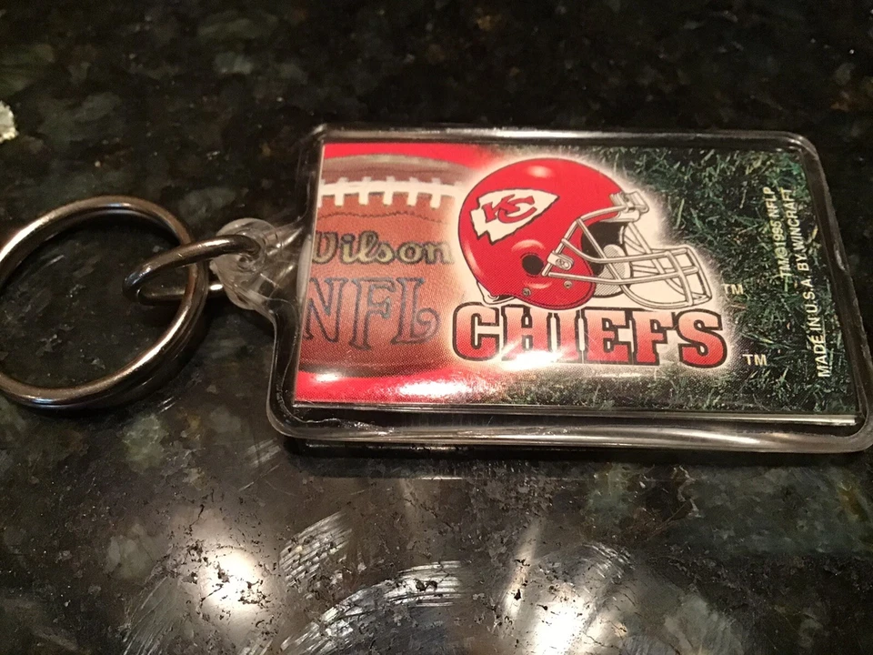 LLAVERO KANSAS CITY CHIEFS NFL EQUIPO DE FÚTBOL AMERICANO CALCOMANÍA LOGOTIPO PVC SUPER BOWL Foto 2 de 2