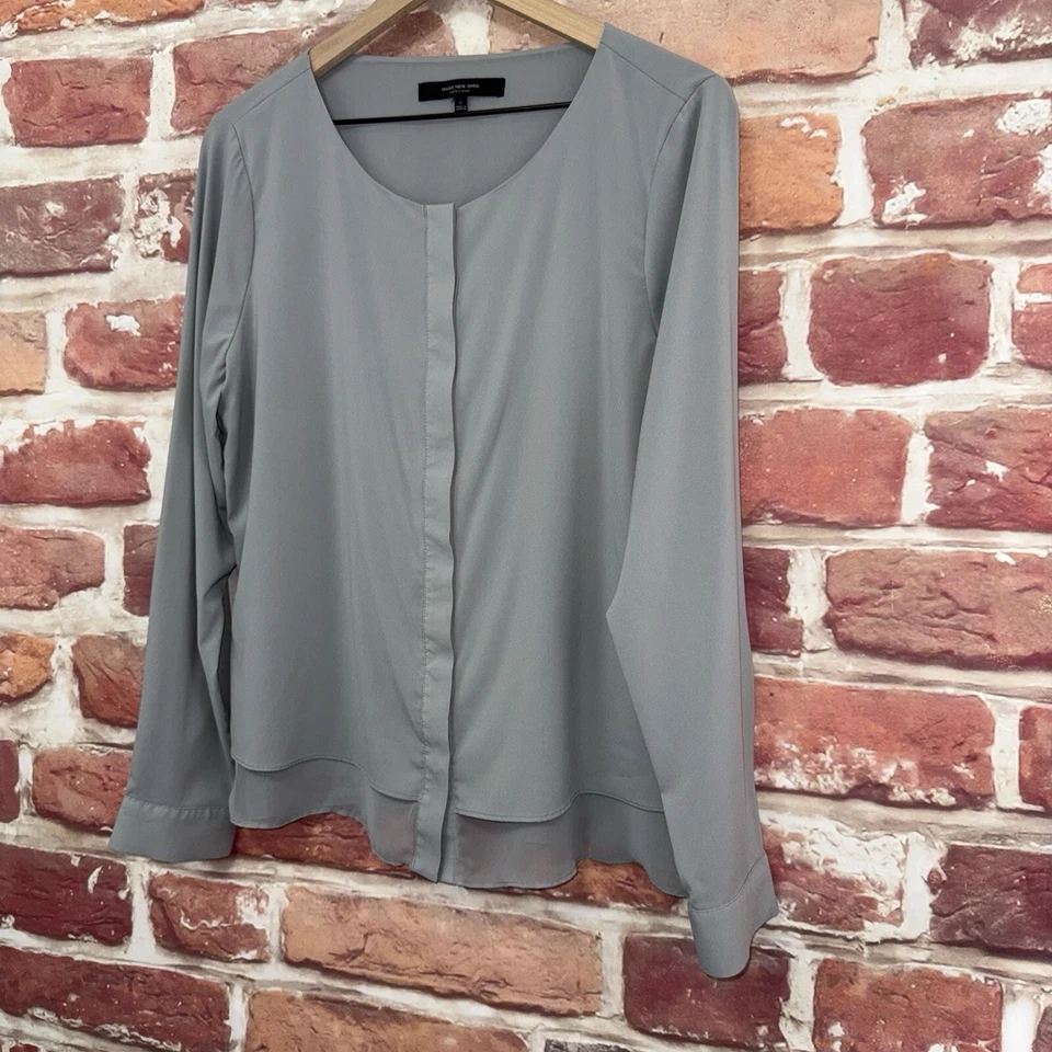 Camisa Andrew Marc New York Top Mujer Grande Gris Informal Carrera Oculta Abotonada Foto 3 de 4