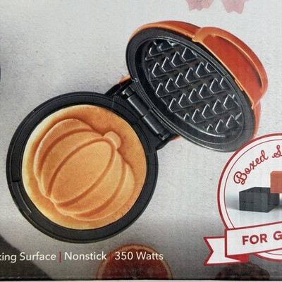 Dash Mini Waffle Maker Pumpkin Orange 4'' Non Stick NIB Halloween Scary Pancakes