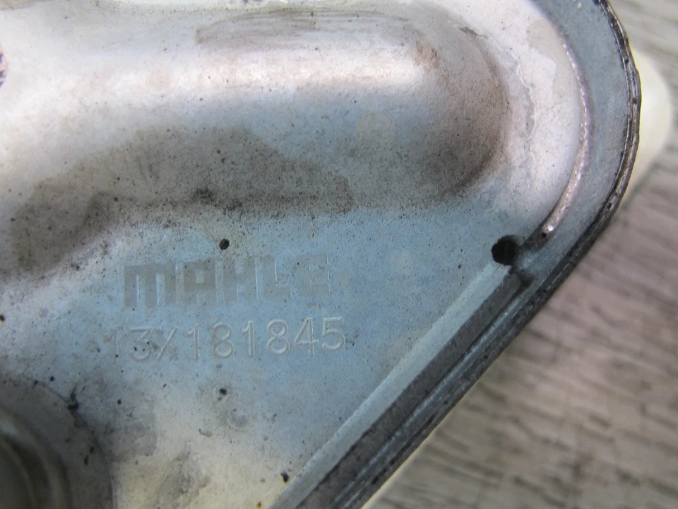 Enfriador de aceite de motor híbrido Infiniti QX60 2014-2017 2,5 L Foto 3 de 4