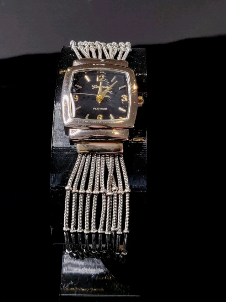 Geneva Platinum Watch Women 23mm Silver Tone Multi Chain Band New Battery 7.25" - Image 4 of 4