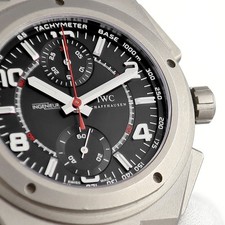 IWC Ingenieur Chronograph AMG IW372504 Titanium Small Second Tachymeter me 4