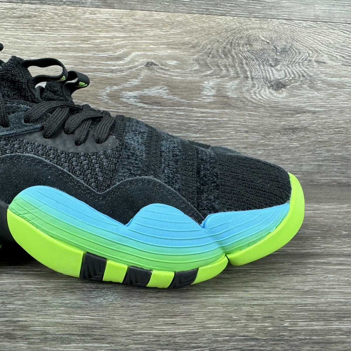 Size 9 - adidas Trae Young 2 Mens Basketball Shoes 6473‎ Men main image 4
