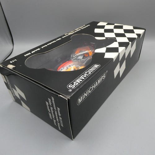 SIGNED Minichamps 122037146 Repsol Honda RC211V Rossi 2003 1:12 Scale Perfect - Picture 9 of 12