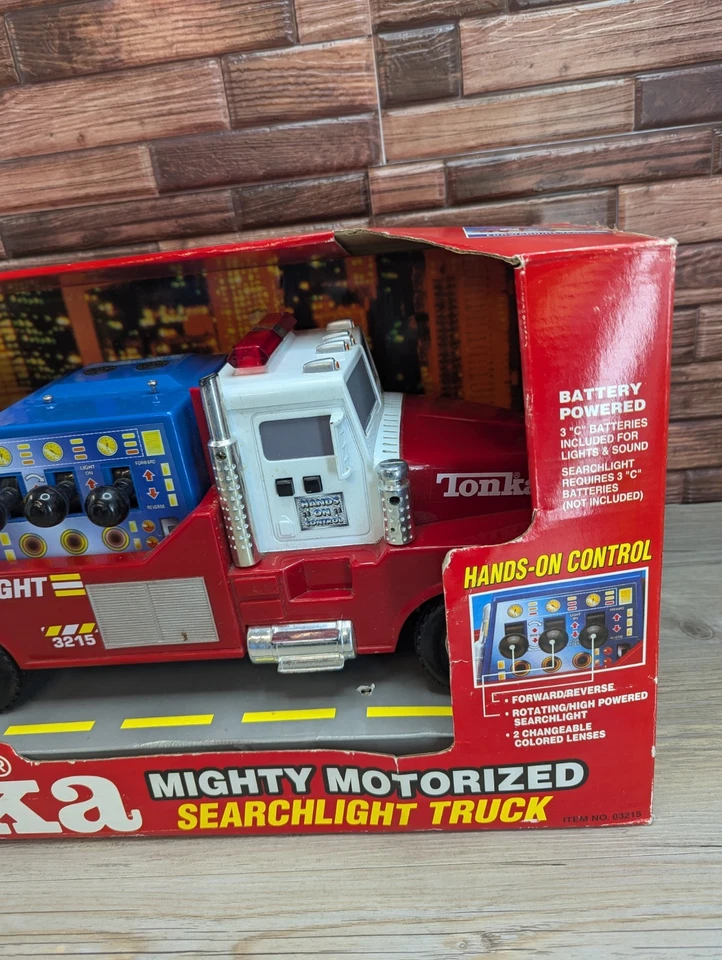 Tonka Mighty Motorized Searchlight Truck Light Sound Motion 2001 Hasbro W/ Box - Image 3 of 4