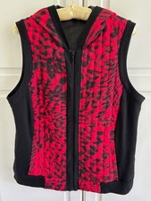 Zenergy by Chico's Red/Black Animal Print Sleeveless Hooded Vest - Size 2