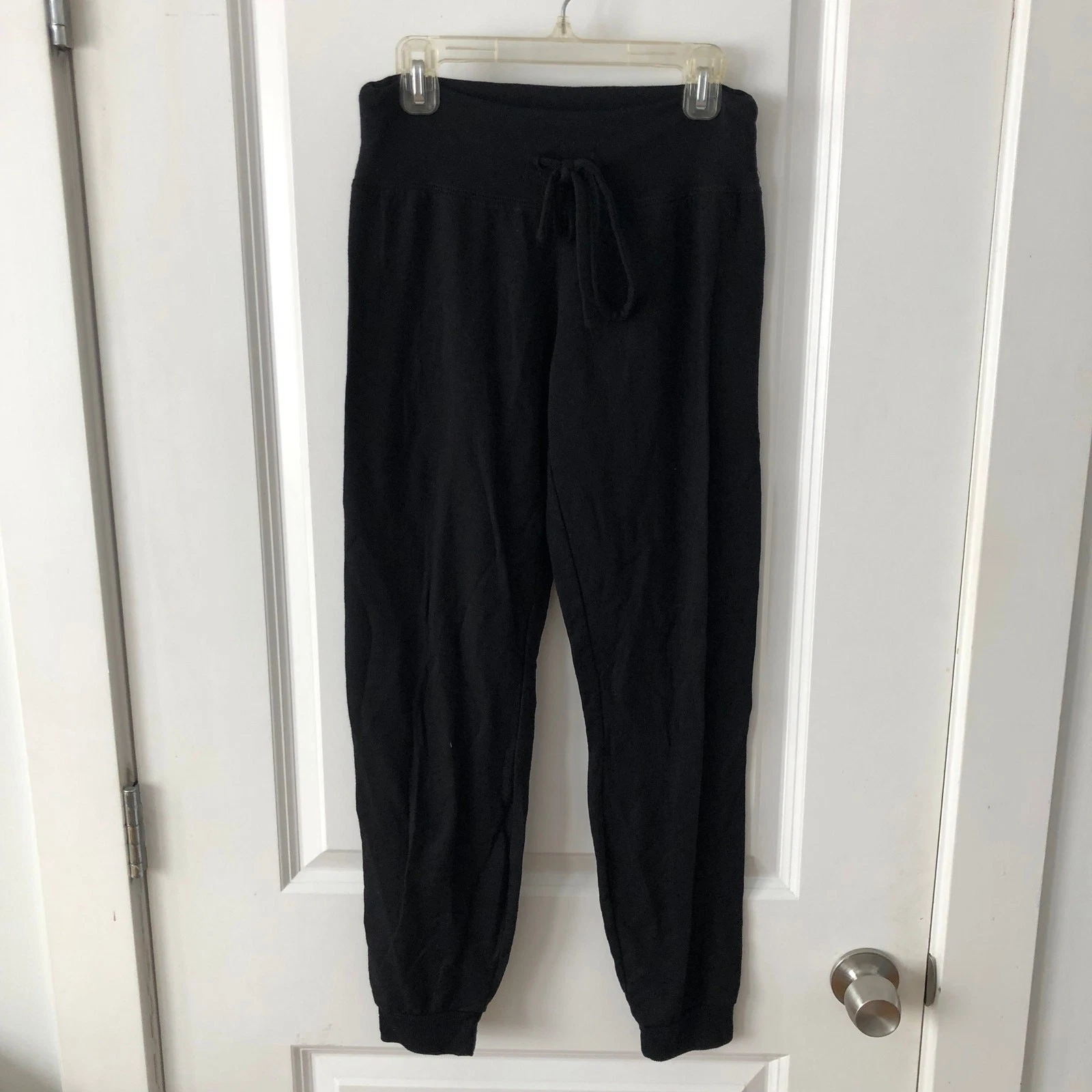 beyond-yoga útulné fleecové lounge around sweatpants