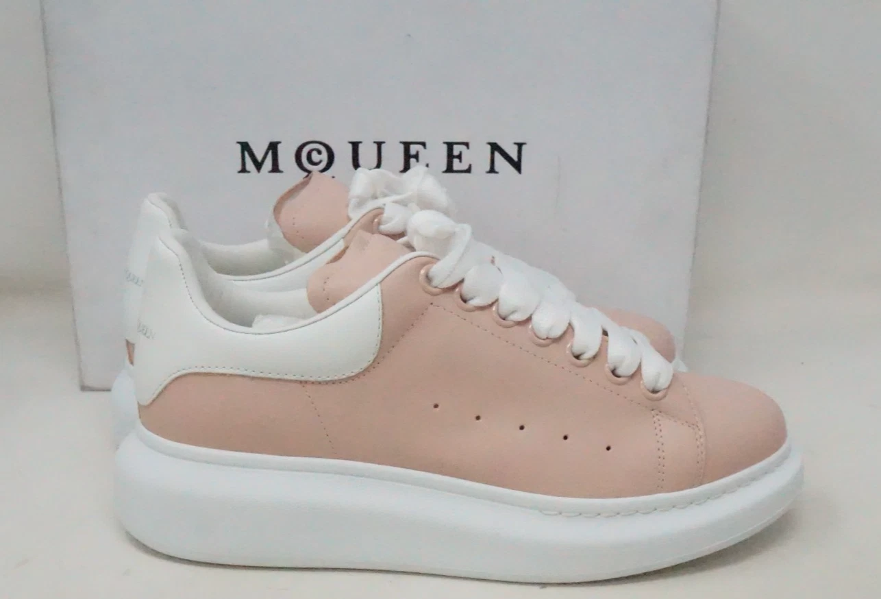 Alexander McQueen — Alexander McQueen Women's  Oversized Petal/White  Sneakers Size 39 US 9 NEW
