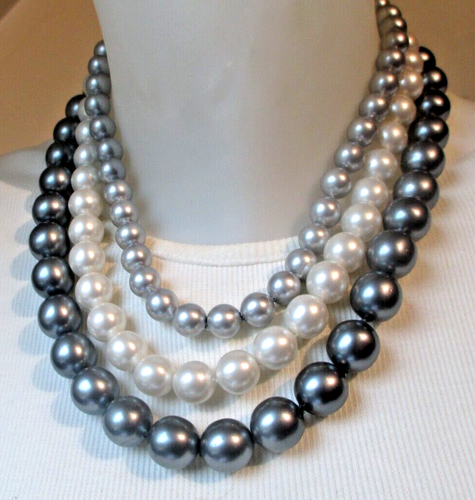 Ancien grand collier perles jais noir à facettes fermoir vis bijou